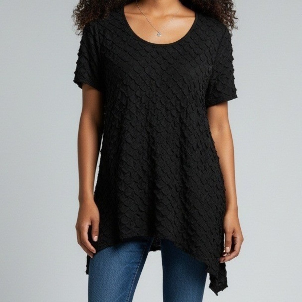 Elementz Black Textured Ruffle Sharkbite Hem Tunic Top Short Sleeve Womens M